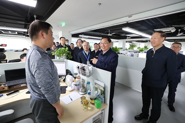 张玉卓、、、国资、、、央企、、、国资委、、、书记、、、主任、、、国企、、、企业刷新