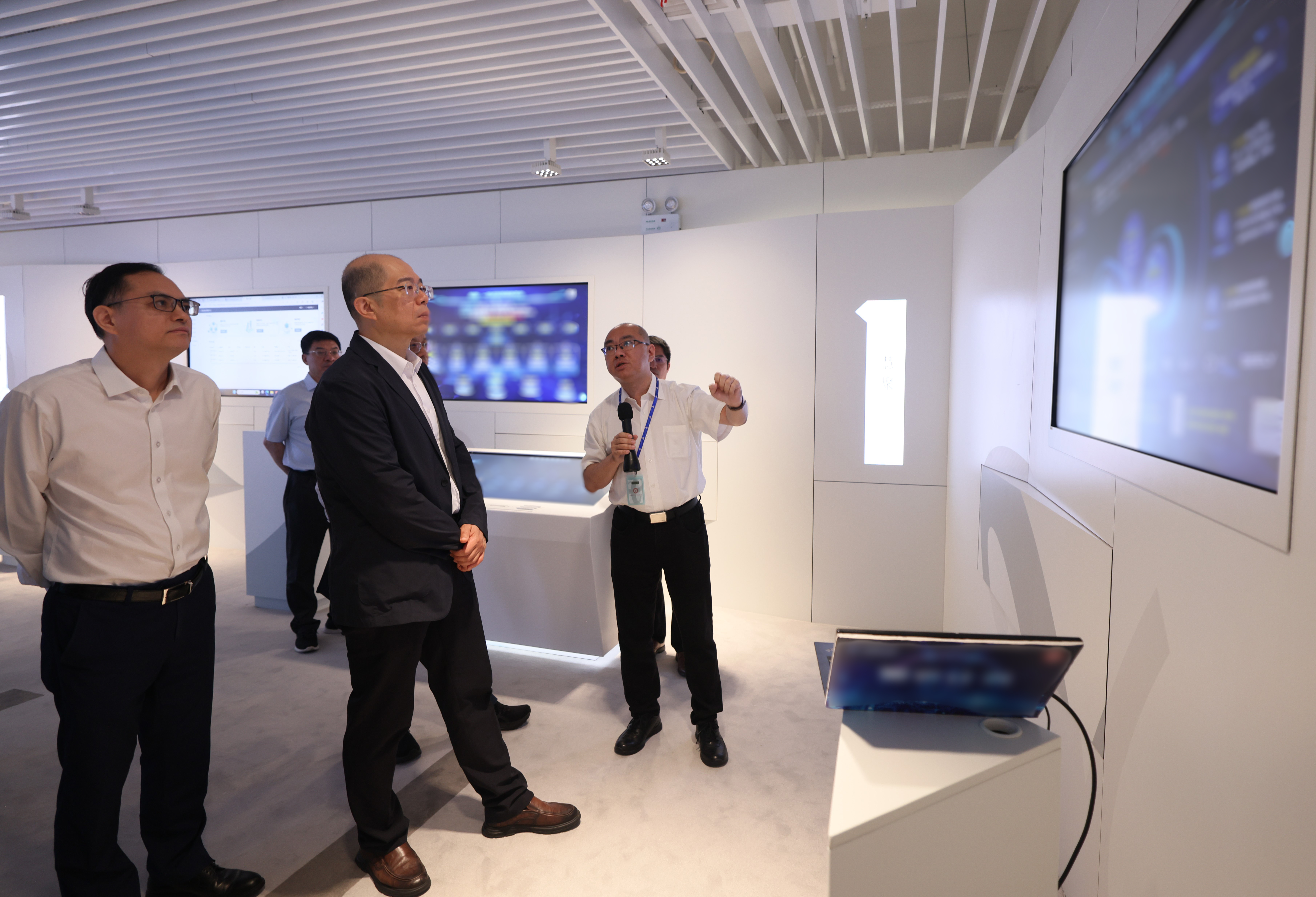 张玉卓、、、国资、、、央企、、、国资委、、、书记、、、主任、、、国企、、、企业刷新